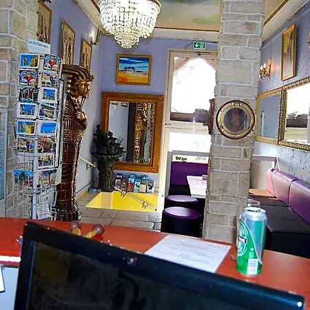 Azur فندق نيس