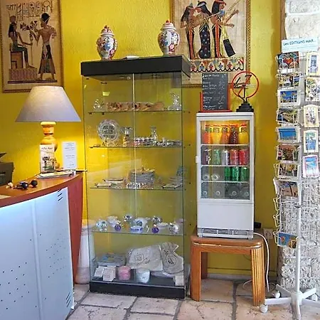 Szálloda Azur 2*